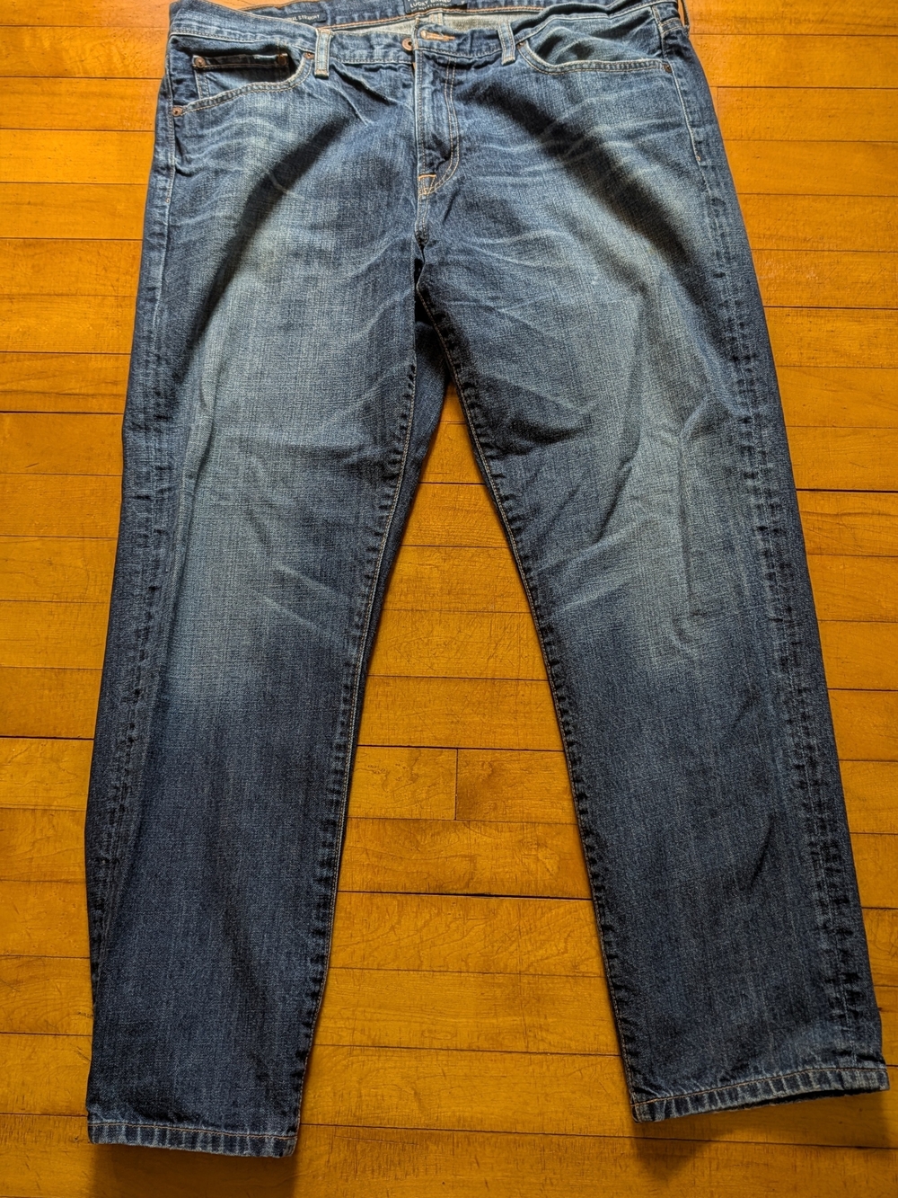 Lucky Brand 38x30 Men's Straight Jeans in Faded Blue